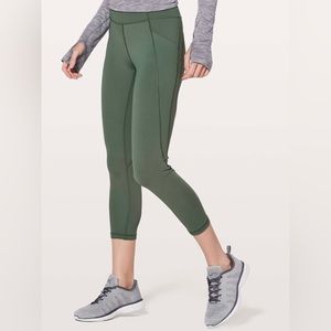 Lululemon Time to Sweat Cropped Legging -Size 6